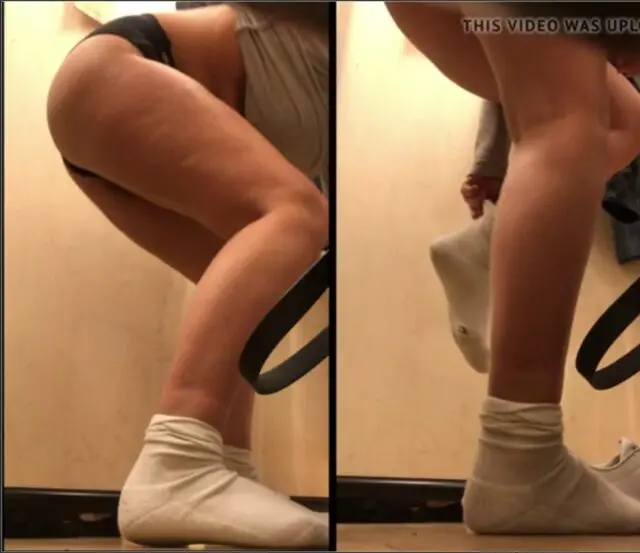 Girl cabine fitting room 11 Light haired backside and fun